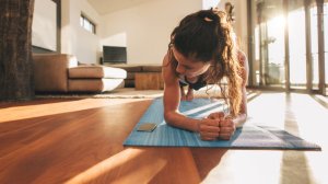 femme-gainage-maison